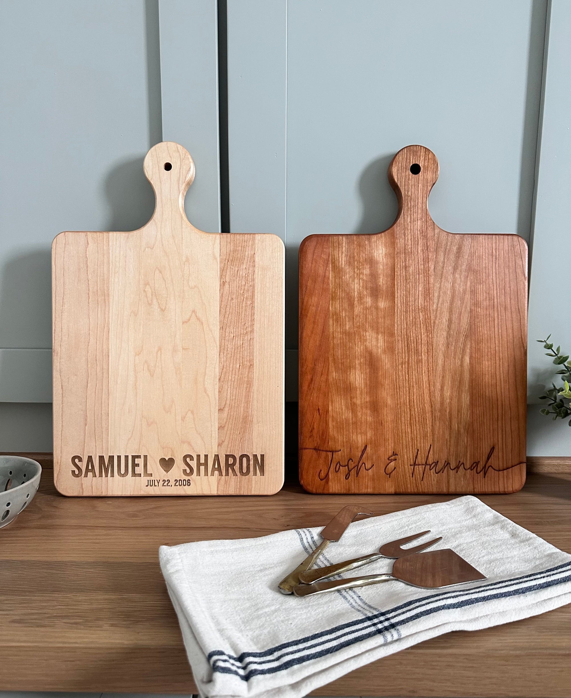 Personalized Cheese Board With Handle, Custom Housewarming Charcuterie Board Perfect for Wedding Gift | Square Monogram Design
